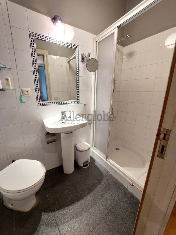 Piso de 99 m² en Oviedo