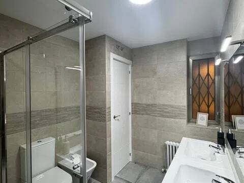 Habitación 200 m², Madrid