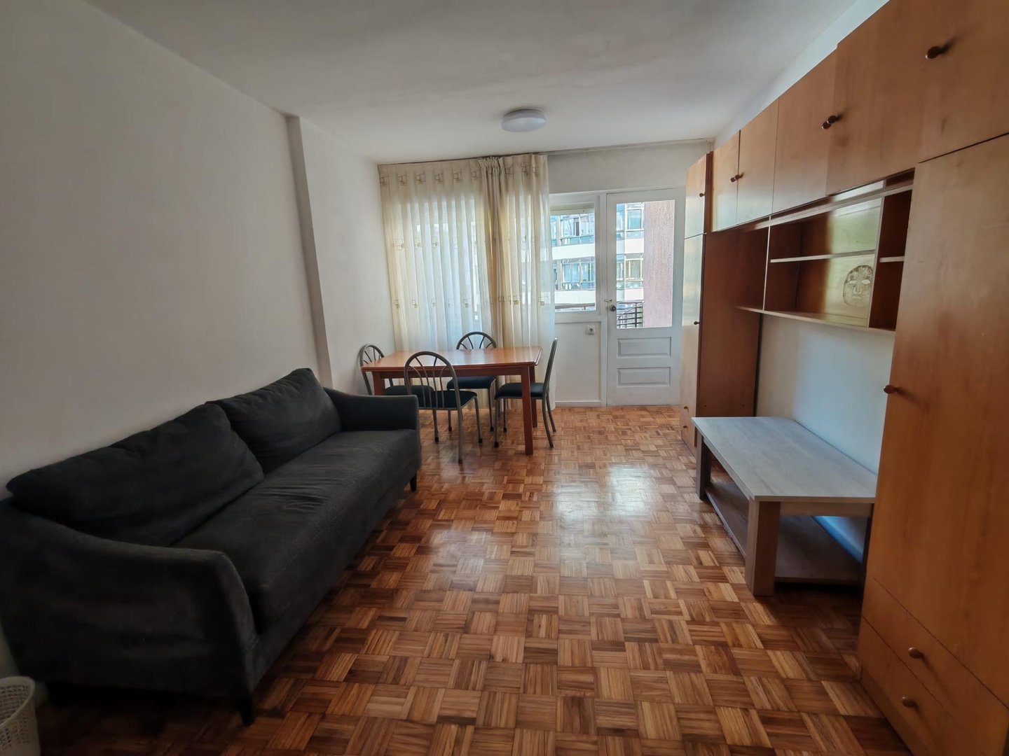 Piso de 90 m² en Vigo
