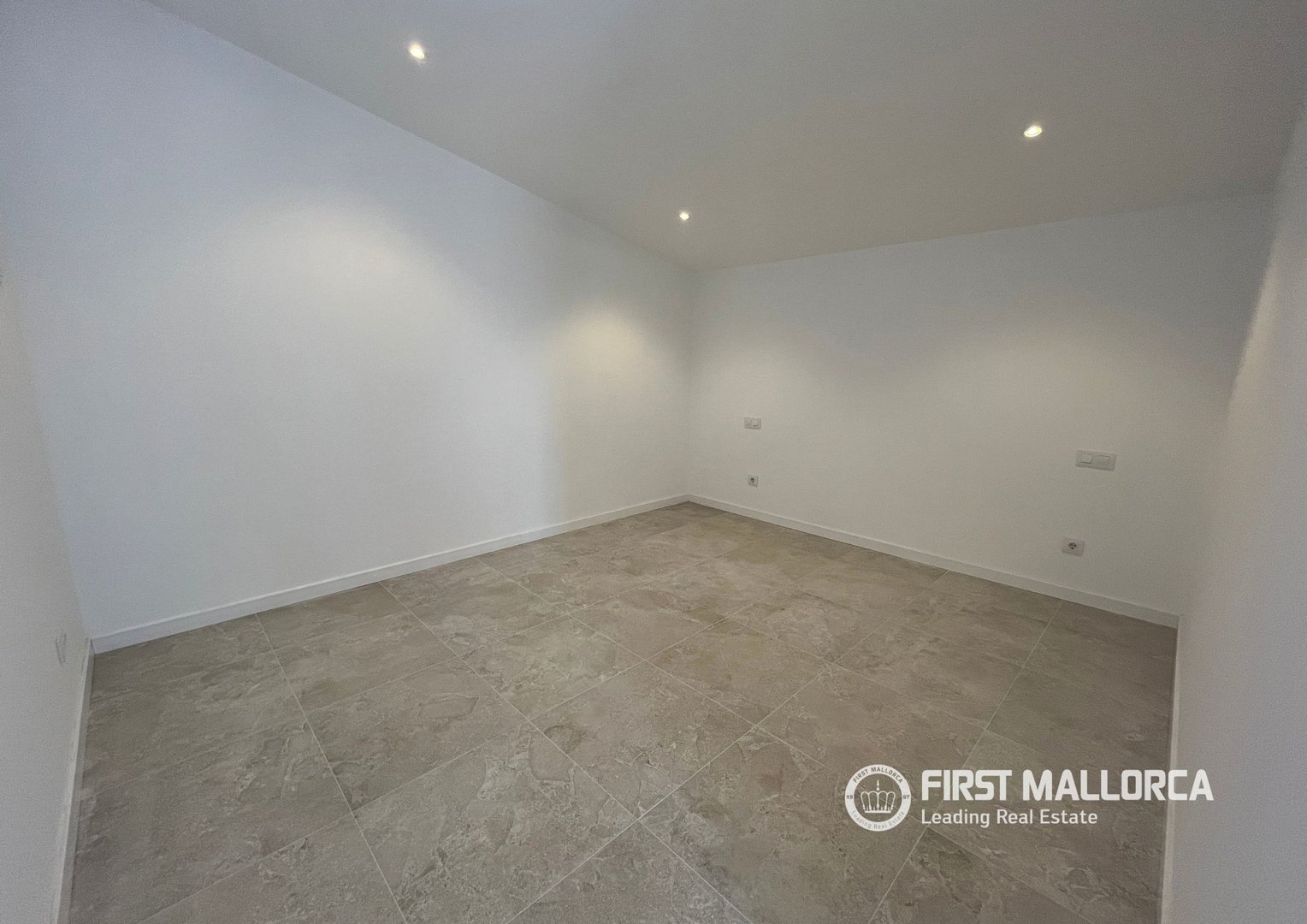 Pis de 280 m² a Lloret de Vistalegre