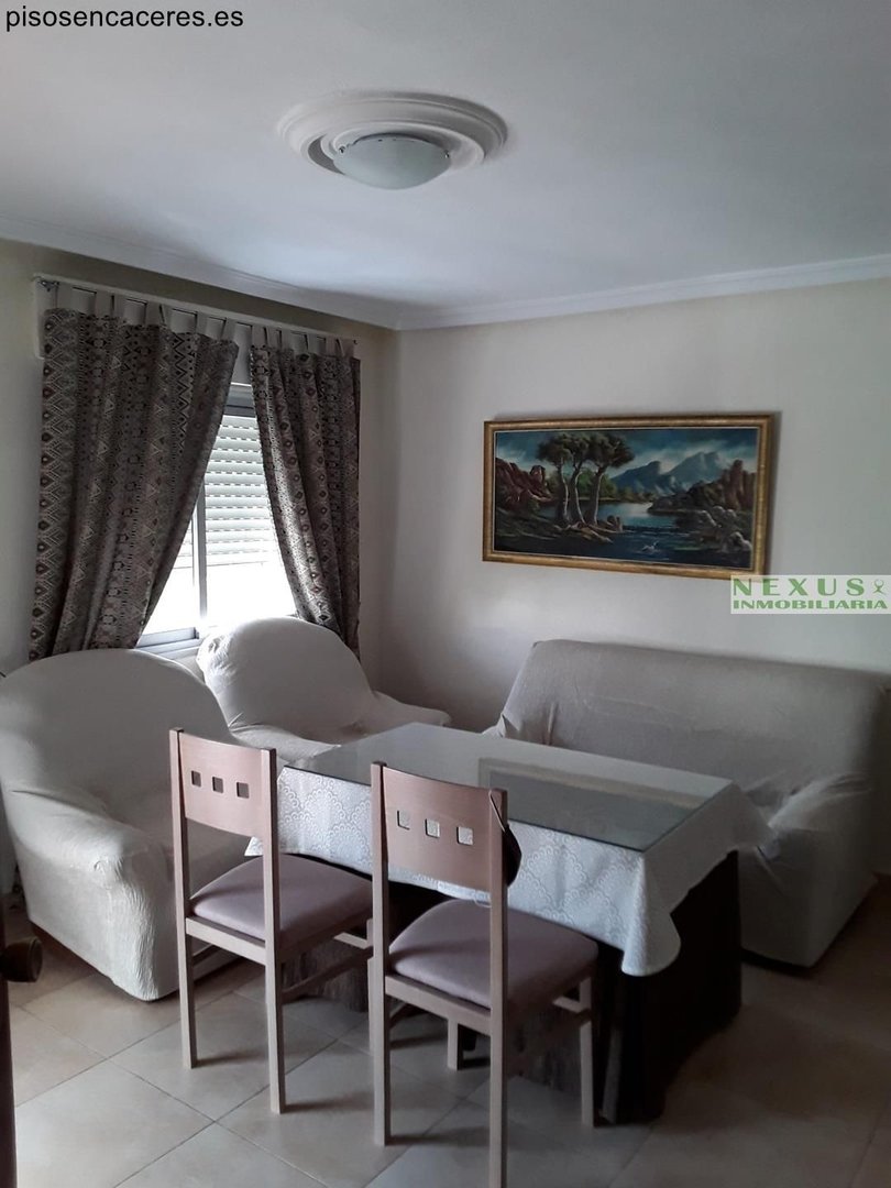 Appartamento 90 m² a Cáceres