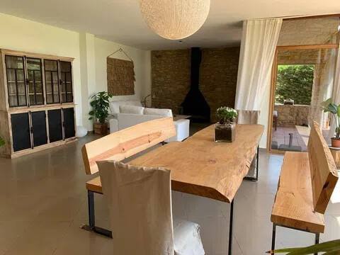 Casa de 350 m² en Forallac