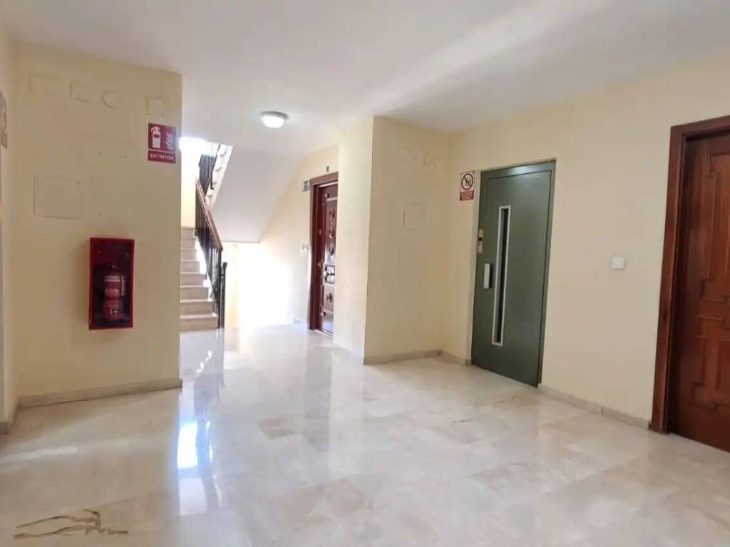 Piso de 100 m² en Granada