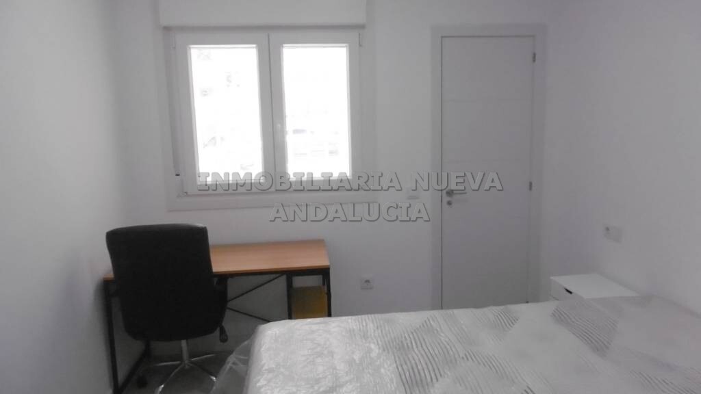 Piso de 90 m² en Almería