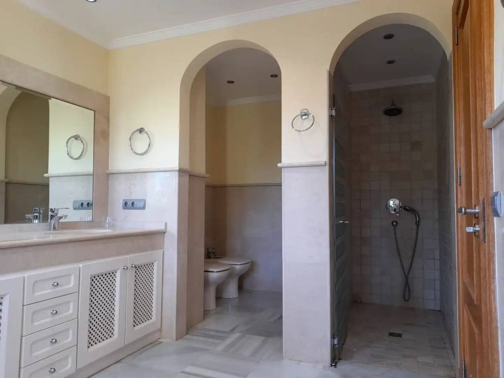 Casa de 752 m² en Estepona