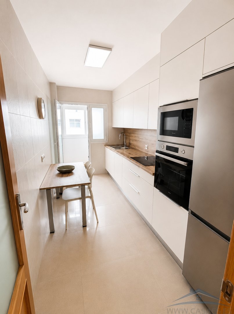 Piso de 143 m² en Roquetas de Mar