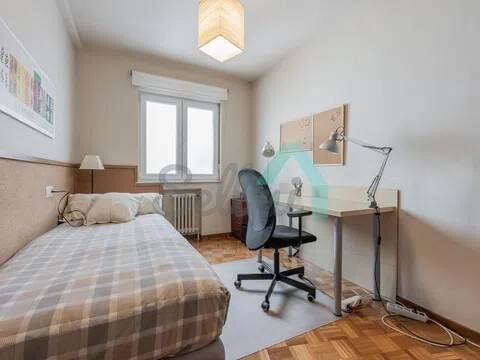 Pis de 64 m² a Oviedo