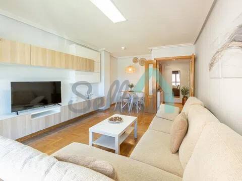 Pis de 91 m² a Oviedo