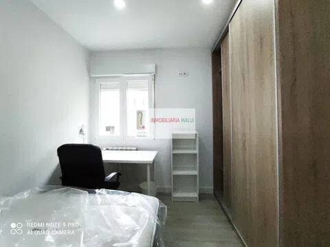 Pis de 130 m² a Oviedo