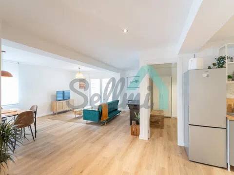 Piso de 81 m² en Oviedo