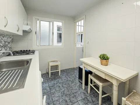 Piso de 77 m² en Almería