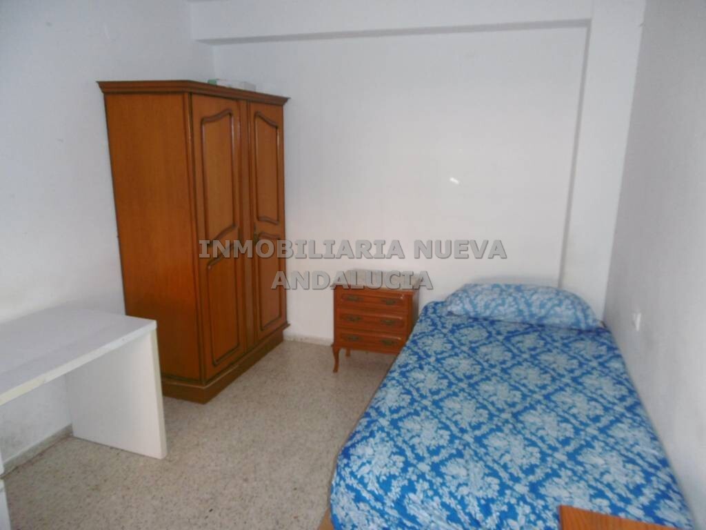 Piso de 90 m² en Almería