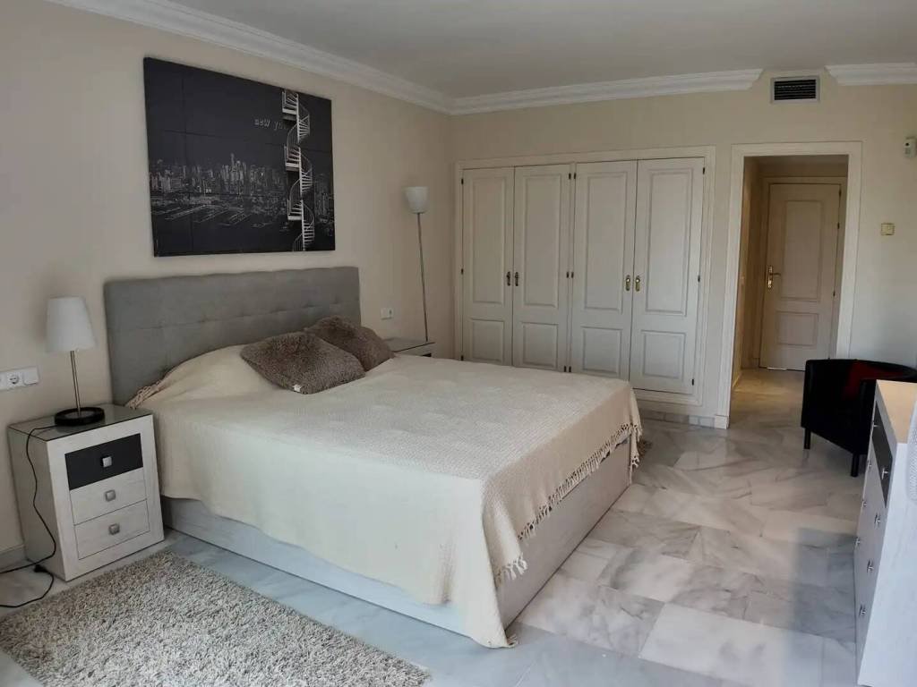 Piso de 140 m² en Marbella