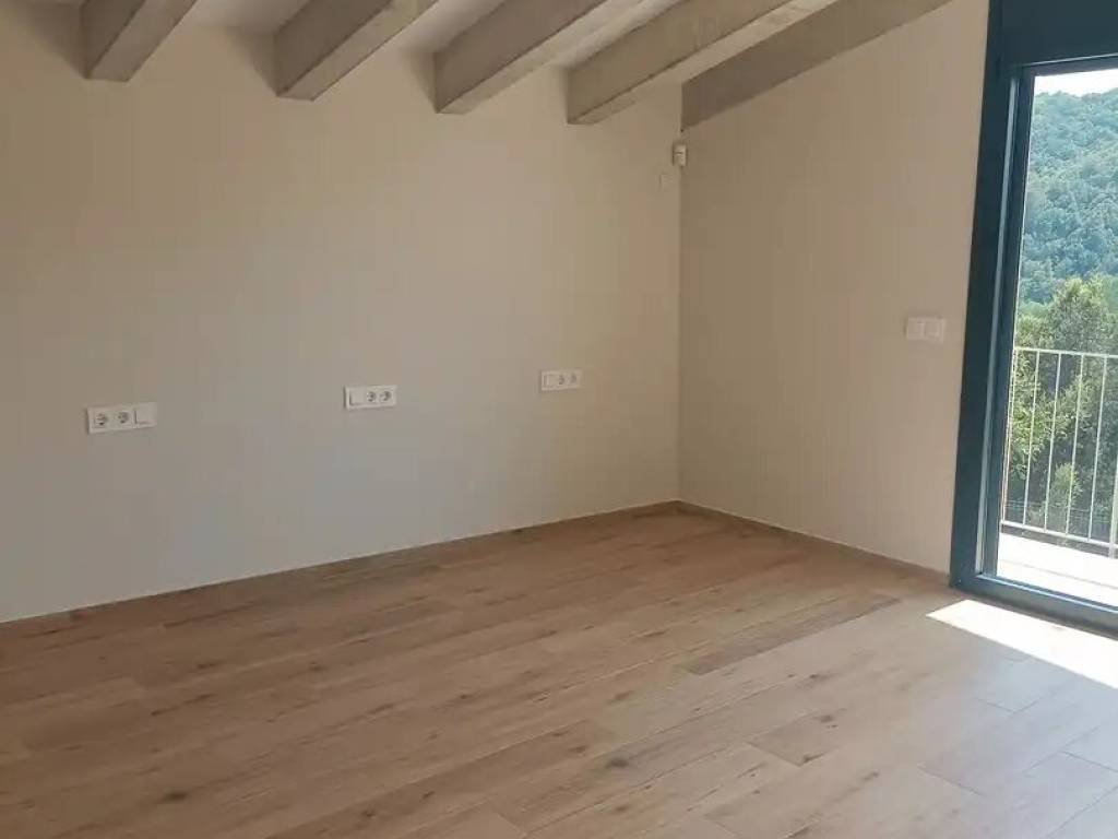 Casa de 150 m² en Sant Aniol de Finestres