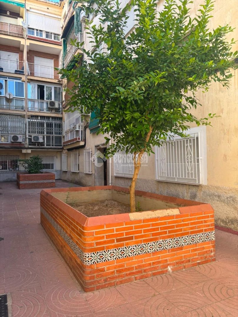 Piso de 79 m² en Granada