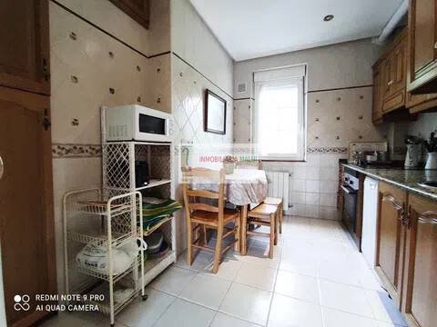 Piso de 90 m² en Oviedo