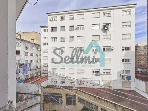 Habitación 80 m², Oviedo