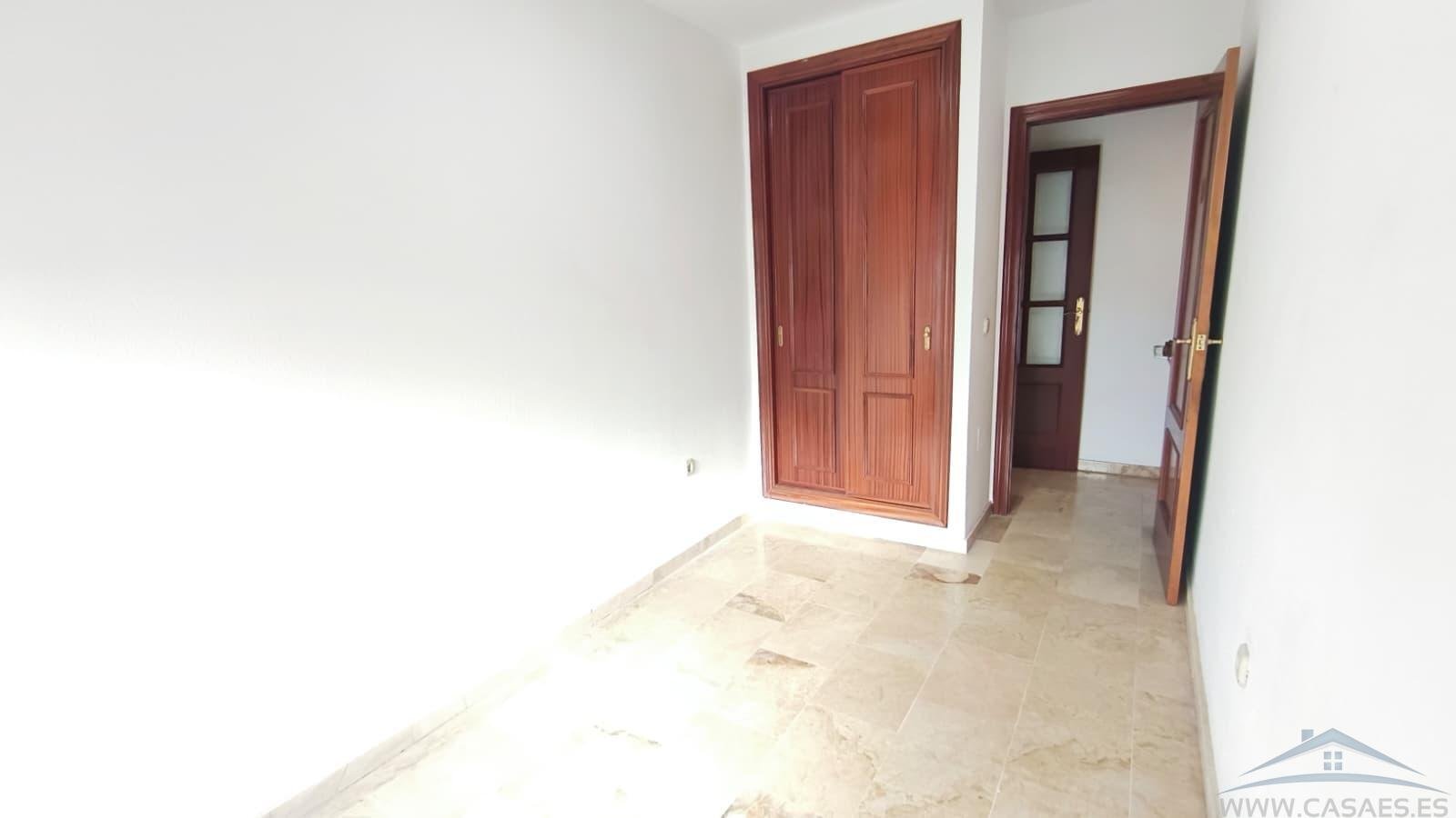 Piso de 120 m² en Almería