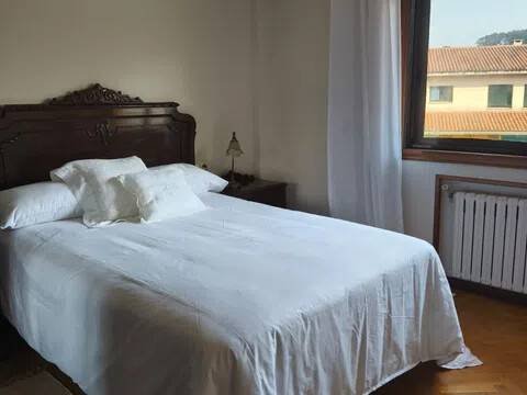 Casa de 280 m² en Oleiros