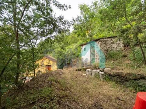 Casa de 100 m² en Mieres