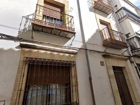 Piso de 230 m² en Baeza
