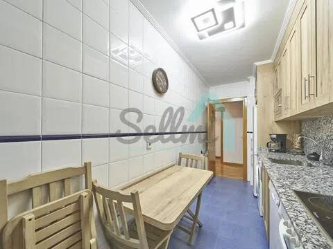 Piso de 83 m² en Oviedo