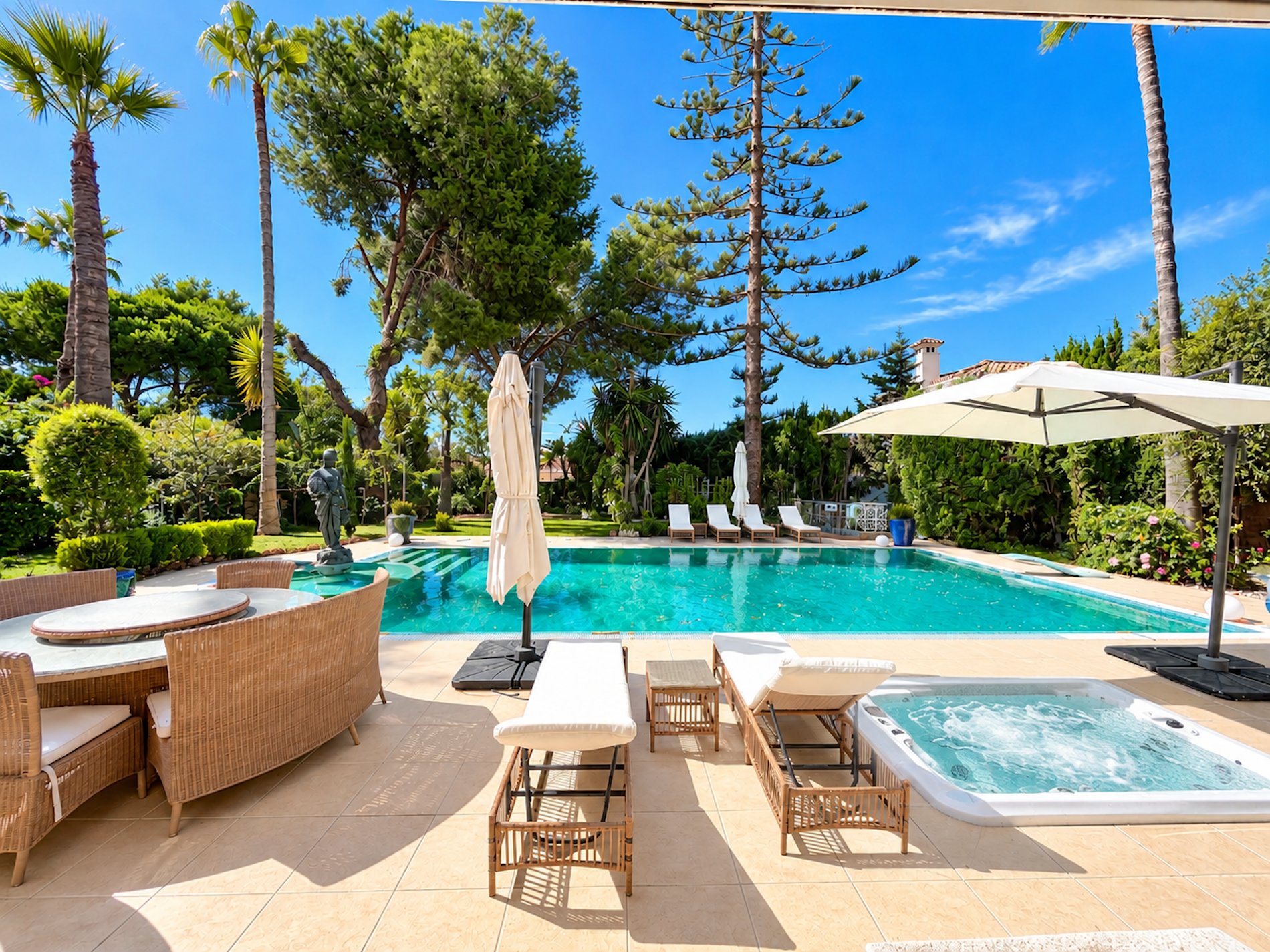 Casa de 572 m² a Marbella