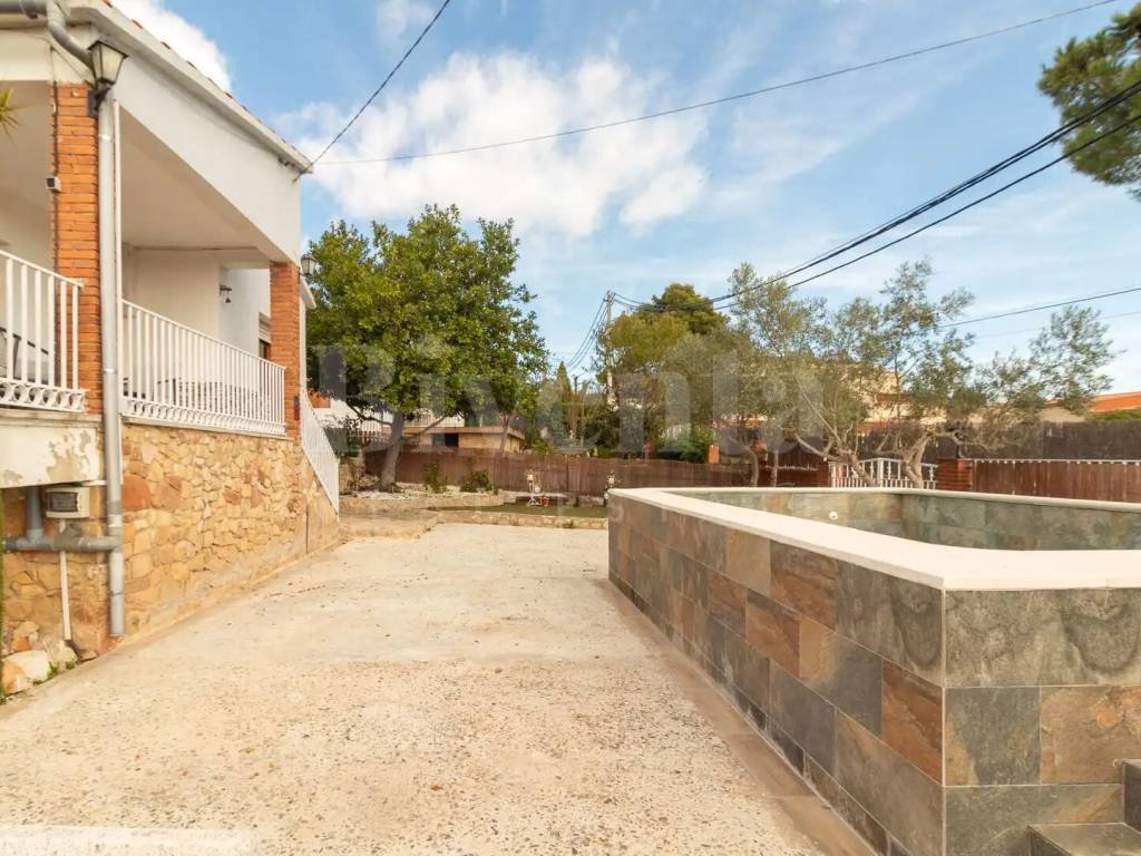 Casa de 90 m² en la Torre de Claramunt