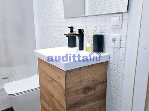 Piso de 80 m² en Sevilla