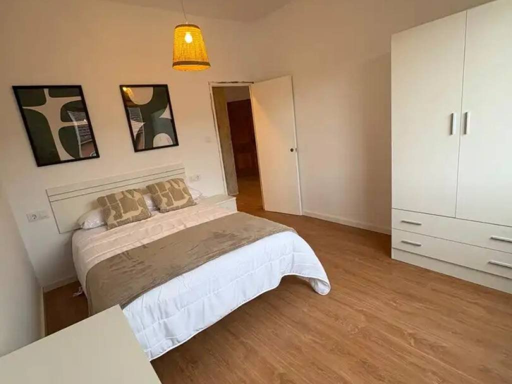 Pis de 95 m² a Ourense
