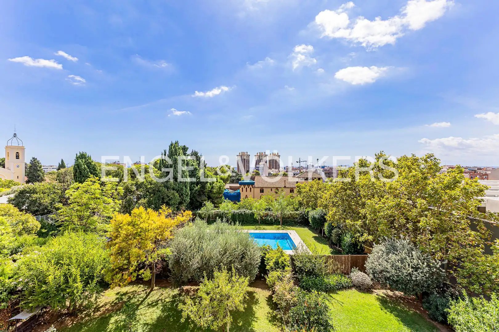 Flat 170 m² in Esplugues de Llobregat