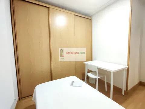 Appartamento 98 m² a Oviedo