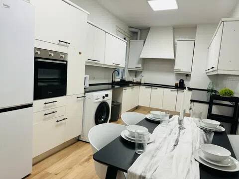 Habitación 200 m², Madrid