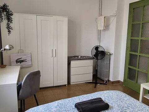 Zimmer 127 m², Valencia