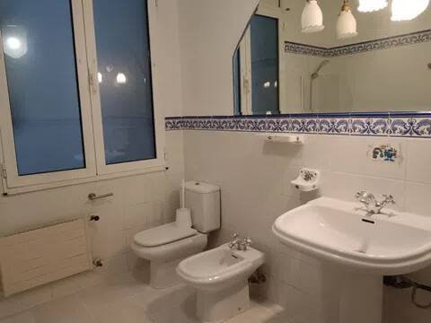 Habitación 240 m², Bilbao