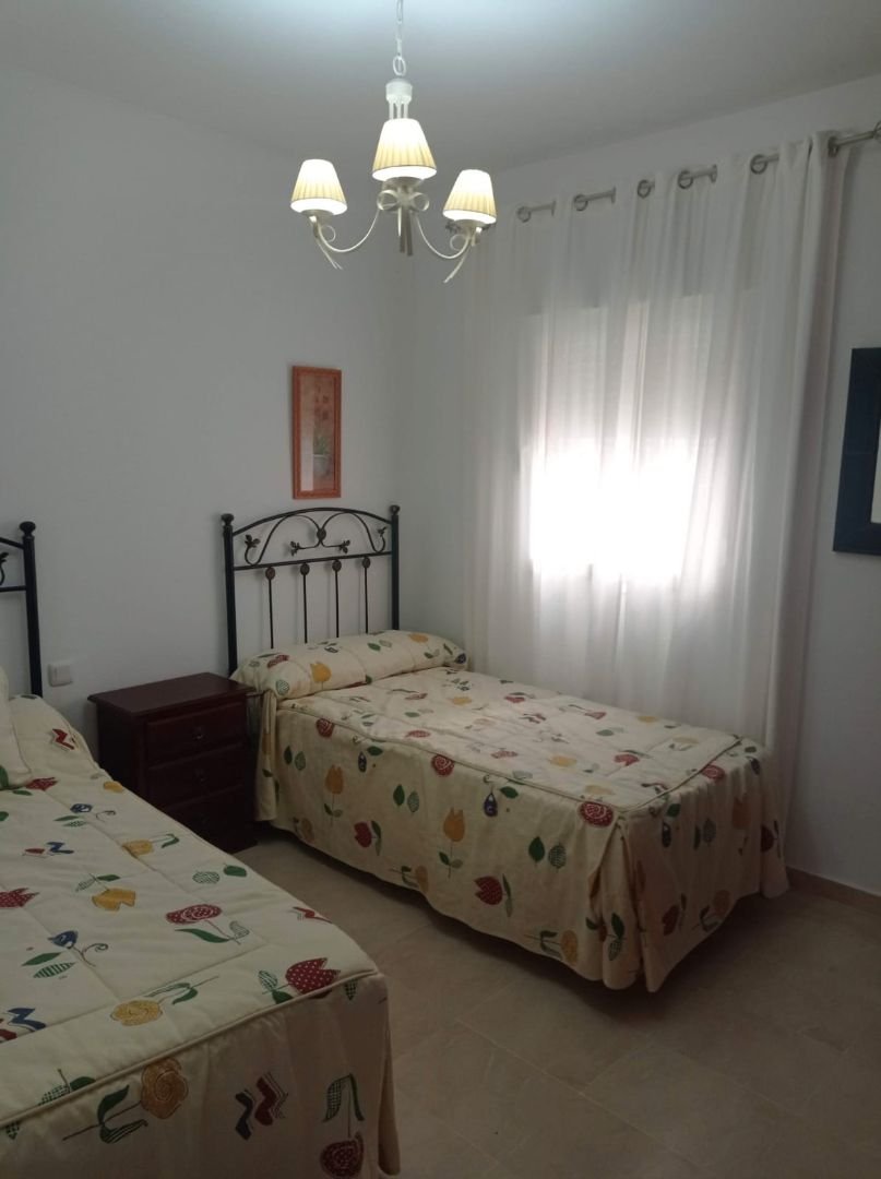 Piso de 74 m² en Rota