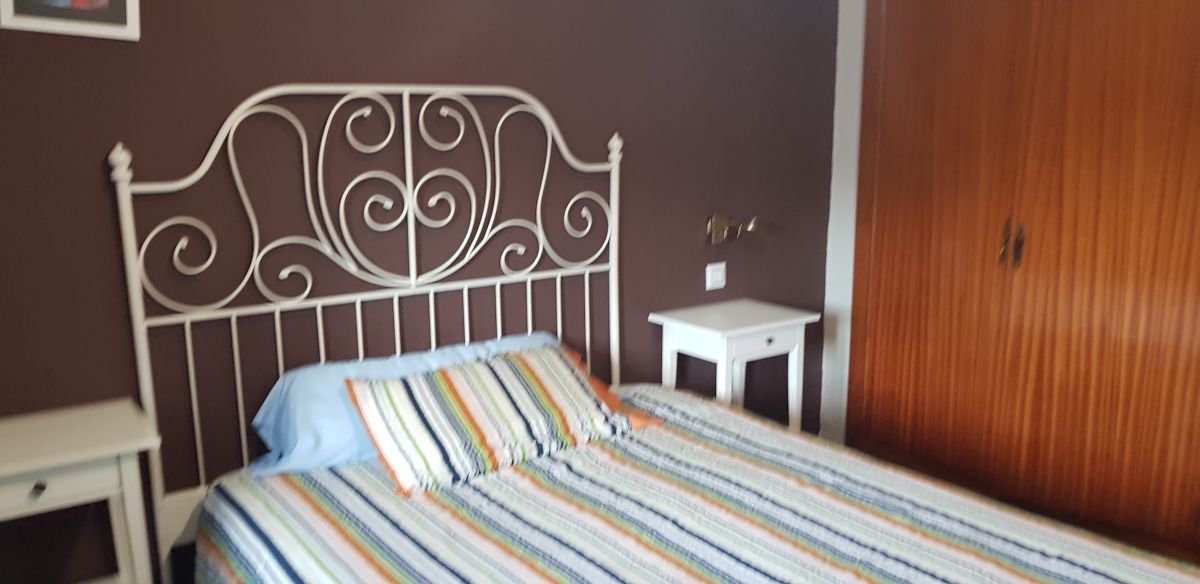 Piso de 93 m² en Oviedo