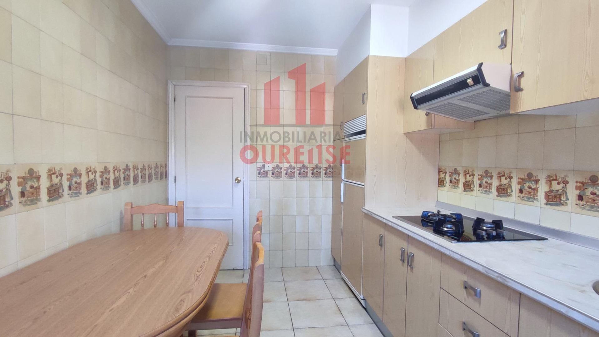 Habitación 94 m², Ourense