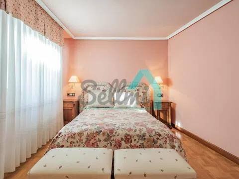 Piso de 125 m² en Oviedo