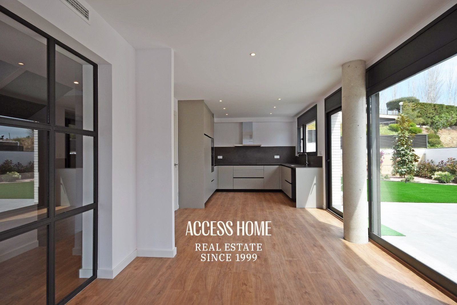 Casa 364 m² a Tiana