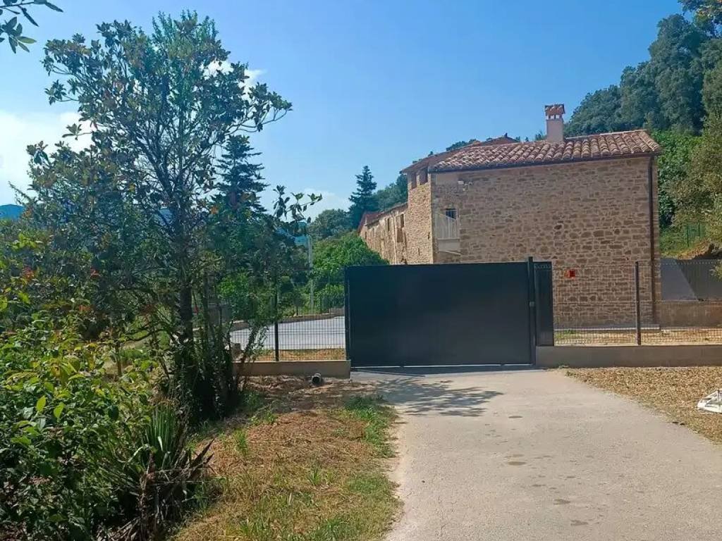 Casa de 150 m² en Sant Aniol de Finestres