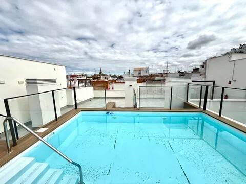 Piso de 250 m² en Sevilla