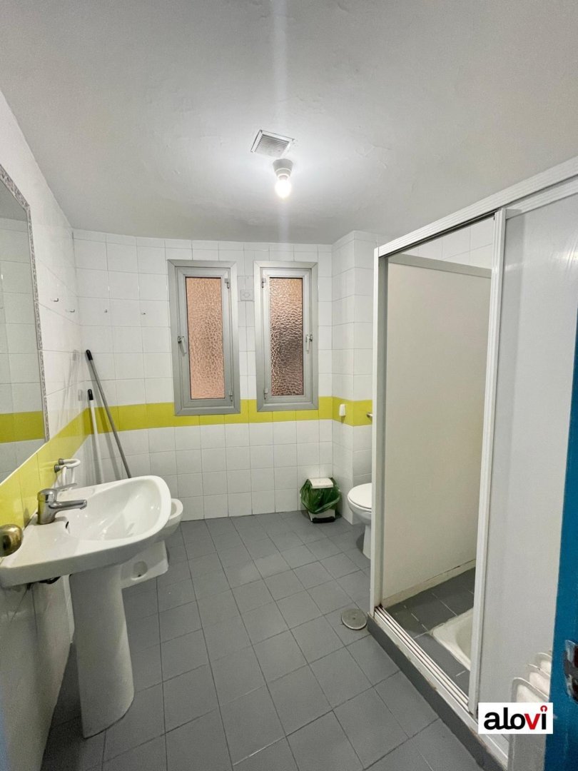 Habitación 200 m², Granada