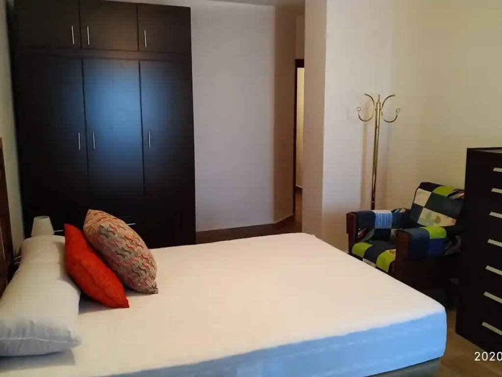 Piso de 100 m² en Linares