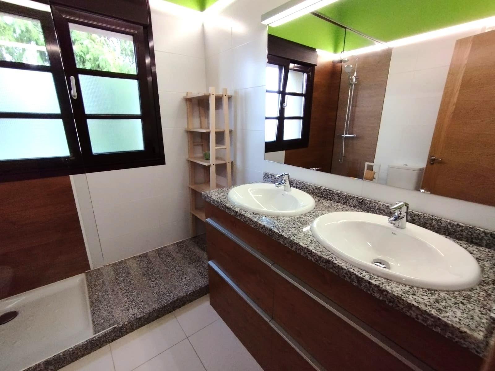 Piso de 80 m² en Oviedo