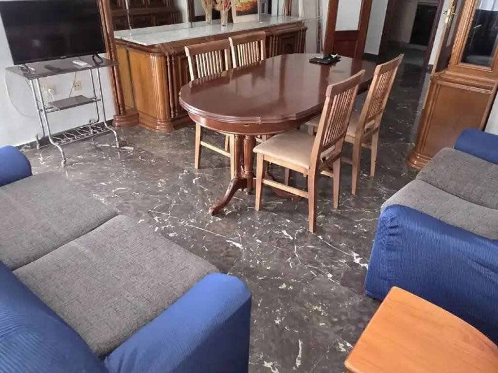 Piso de 95 m² en Jaén