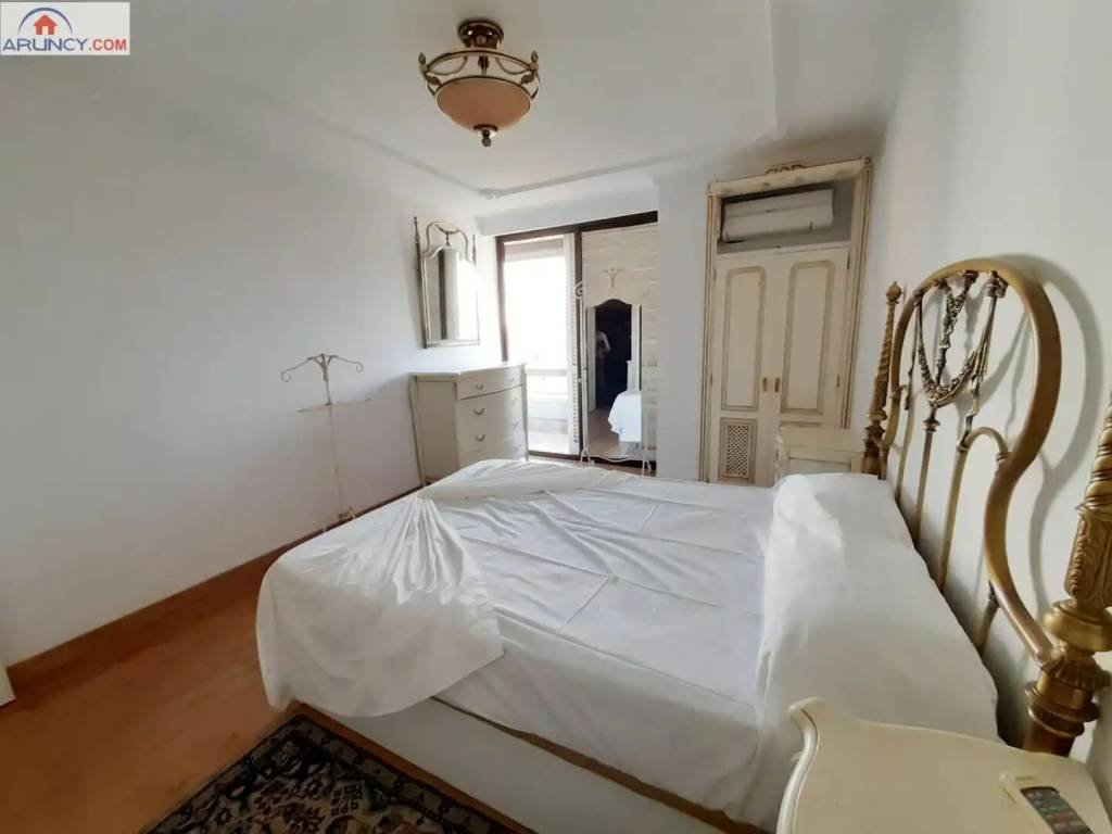 Piso de 120 m² en Sevilla
