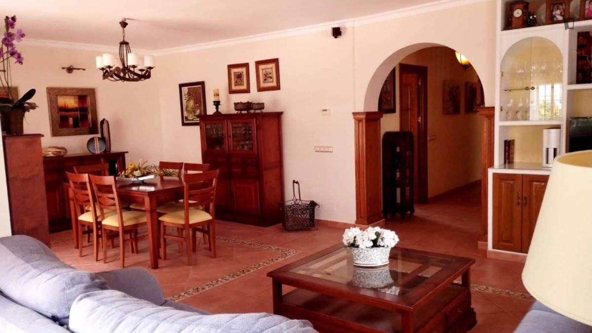 Piso de 150 m² en Almuñécar