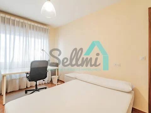 Piso de 110 m² en Oviedo