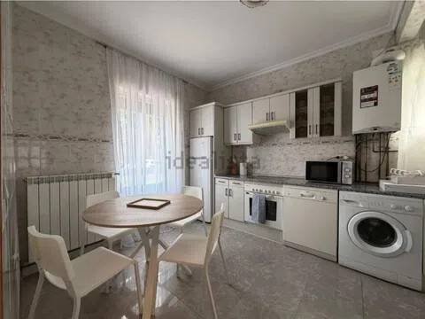 Chambre à louer, Ávila